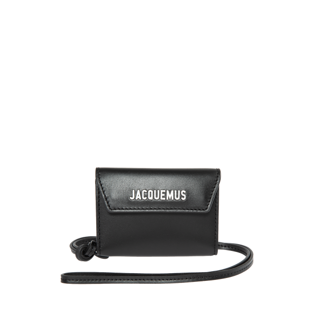 LE PORTE JACQUEMUS