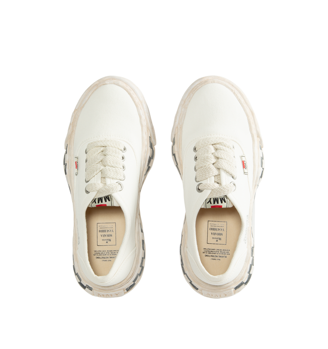 Image 5 of 5 - WHITE - Maison Mihara Yasuhiro Men's Baker26 Graffiti Sole Low-Top Sneakers feature the brand's signature OG sole with graphic details, a graffiti-printed canvas upper, and a bold low-top silhouette for a contemporary statement look. Main Material: 100% Cotton Upper. Sole: Rubber.