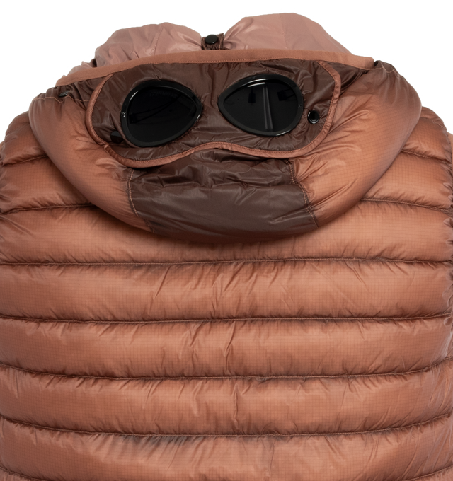 D.D. SHELL GOGGLE DOWN VEST (MENS)