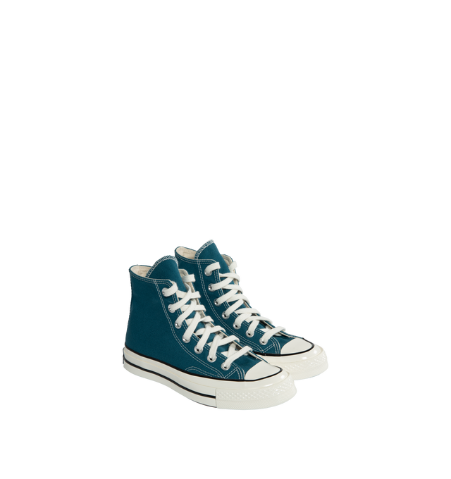Image 2 of 5 - BLUE - CONVERSE Chuck 70 Vintage Canvas featuring durable canvas upper, OrthoLite cushioning, egret midsole, ornate stitching, rubber sidewall, iconic Chuck Taylor ankle patch and vintage All Star license plate. 