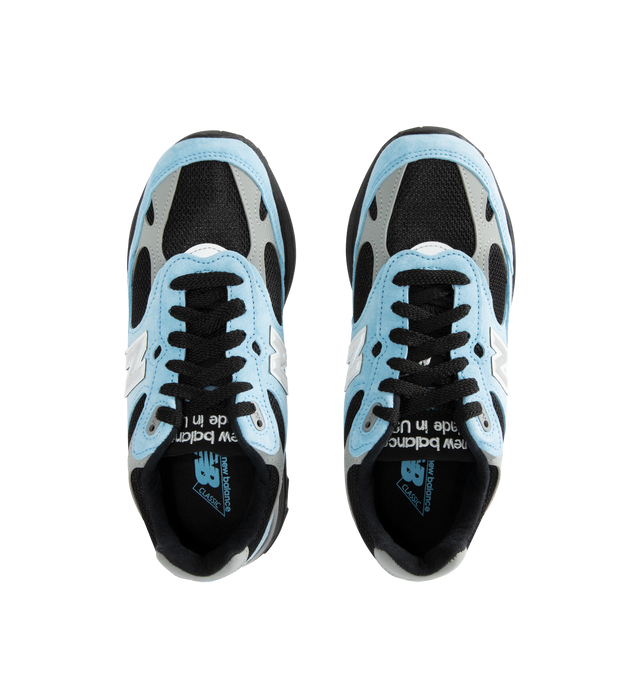 Image 5 of 5 - BLUE - NEW BALANCE 993 Sneaker featuring mesh upper, suede overlays, ABZORB midsole, ACTEVA cushioning, reflective accents designed to catch the light and full-length rubber outsole with Ndurance rubber heel for added durability.