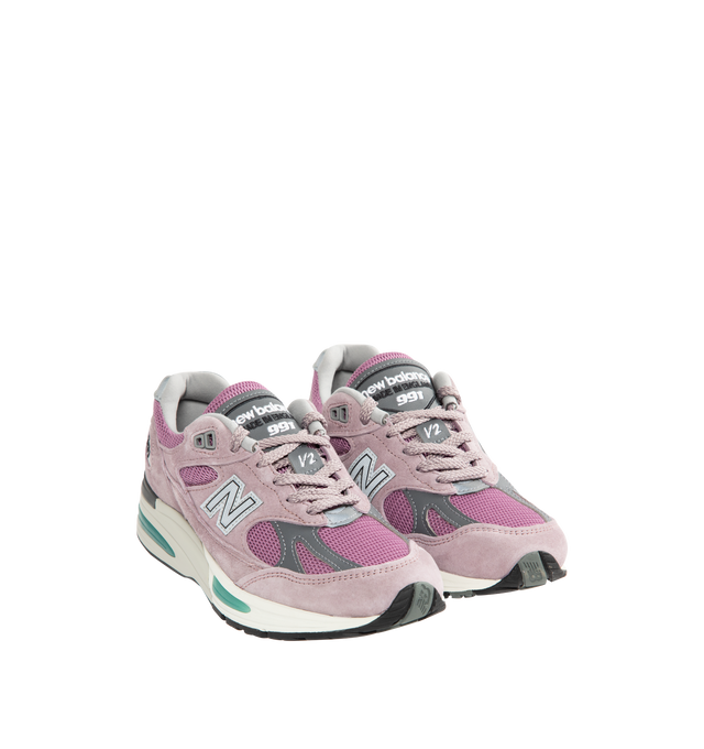 Image 2 of 5 - PINK - NEW BALANCE Made in UK 991v2 Sneaker featuring FuelCell foam, ENCAP midsole cushioning, semi-translucent ABZORB SBS pods, N logo features debossed line details, reflective details, embroidered v2 tongue branding, mesh upper and pigsuede and synthetic overlays.