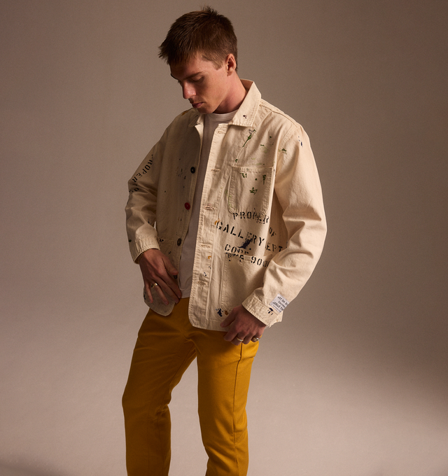 Image 8 of 8 - YELLOW - GALLERY DEPT. LA CHINO FLARES featuring mid-rise, slim fit along the leg, flare hem and stamp logo above the right pocket. 100% cotton. 
