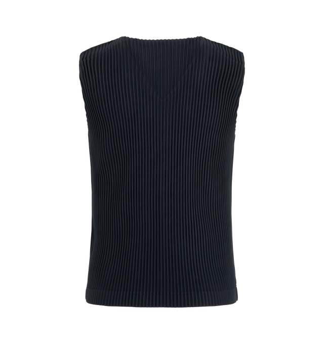 Image 2 of 2 - NAVY - Issey Miyake Vest is characterized by its ease of drying, which is unique to polyester material, and its portability and light comfort.100% Polyester. Made in Japan