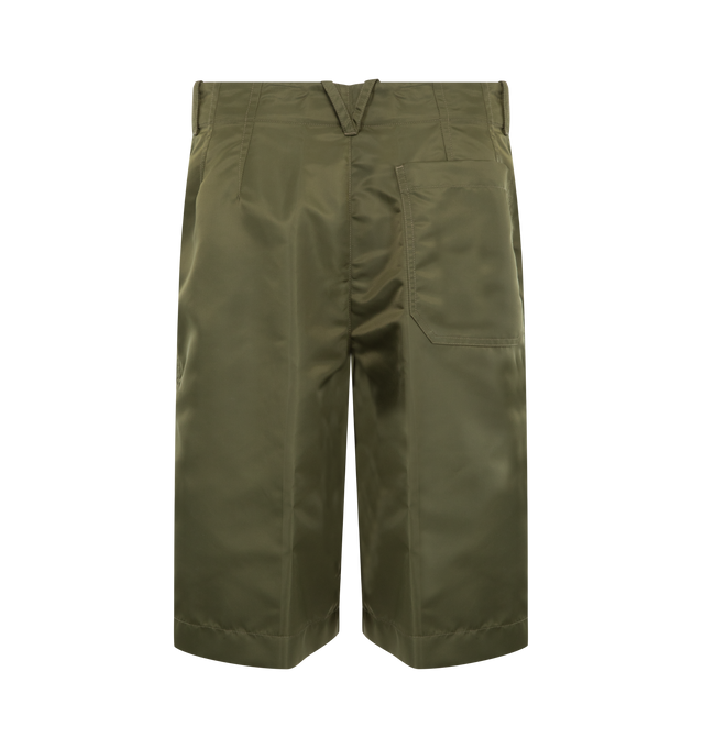 Image 2 of 3 - GREEN - BOTTEGA VENETA Shorts featuring belt loops at waist, two side pockets, one back patch pocket, button-fly and knee length. Made in Italy.