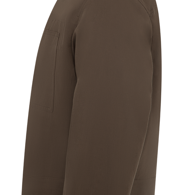 Image 3 of 3 - BROWN - STUDIO NICHOLSON Piper Jacket featuring point collar, patch pockets, back pleats, cropped length and button closure. 70% cotton, 30% linen. Made in Portugal.