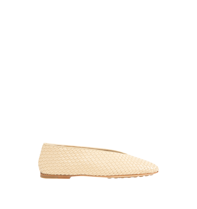 Image 1 of 4 - NEUTRAL - BOTTEGA VENETA Rosa Flat featuring woven lambskin leather with supple construction, smooth piping detail and rubber-injected leather outsole. Lambskin. Made in Italy.