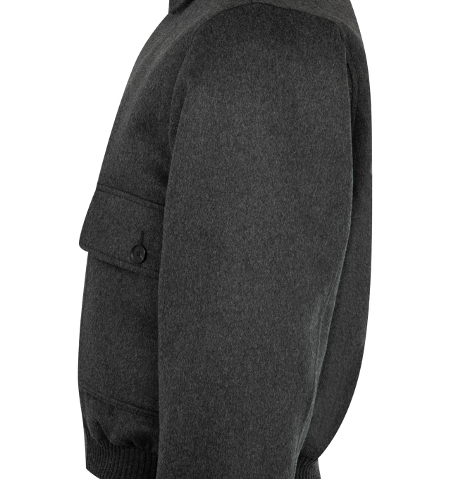 Image 4 of 4 - GREY - AURALEE Cashmere Moleskin Zip Blouseon featuringe moleskin fabric crafted from 100% rare and luxurious pure Mongolian cashmere, oversized fit, full lining, concealed zip closure, button flap front pockets, elastic waist and classic collar. 100% cashmere.