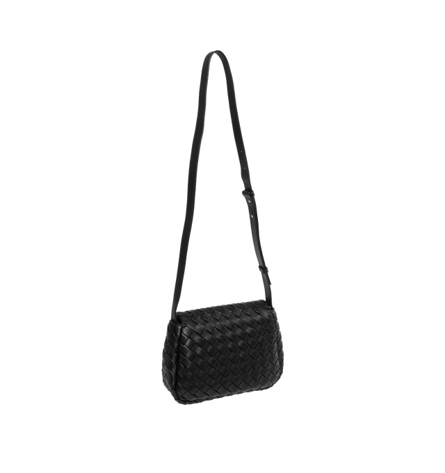 SMALL COBBLE MESSENGER