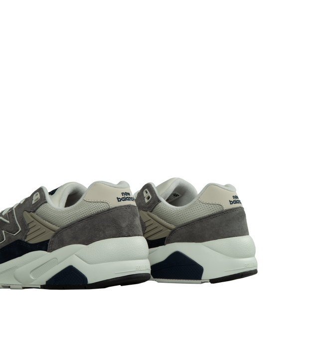 580 SNEAKERS (MENS)