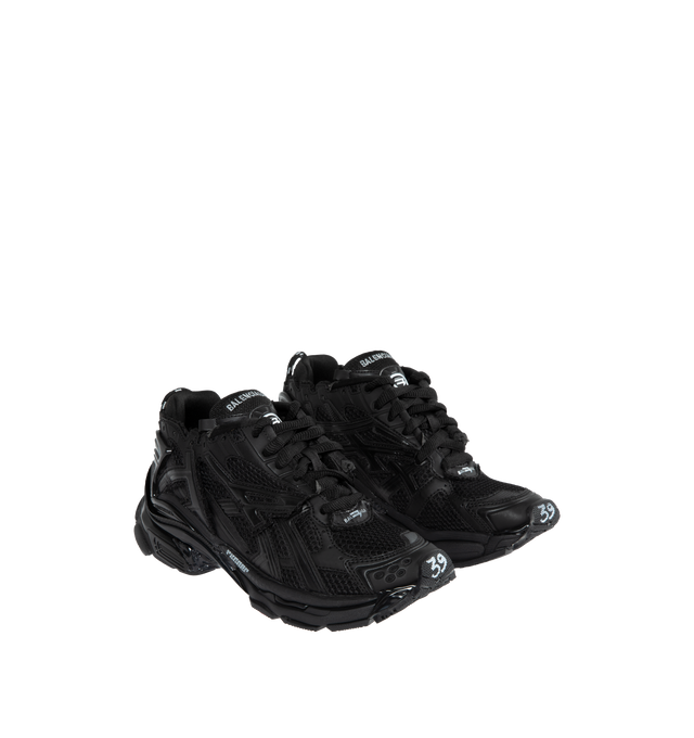 RUNNER SNEAKER (MENS)