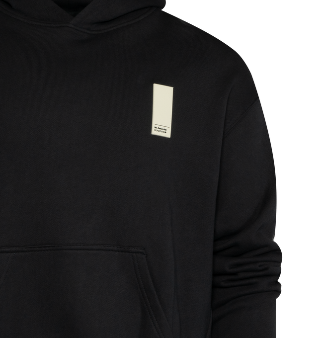 GALLERY WALL HOODIE