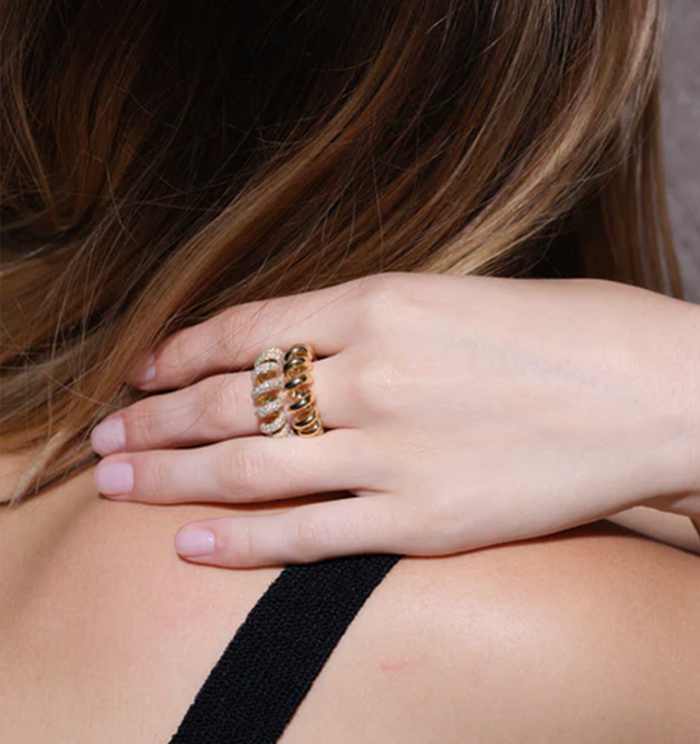 JUMBO GOLD SLINKEE RING