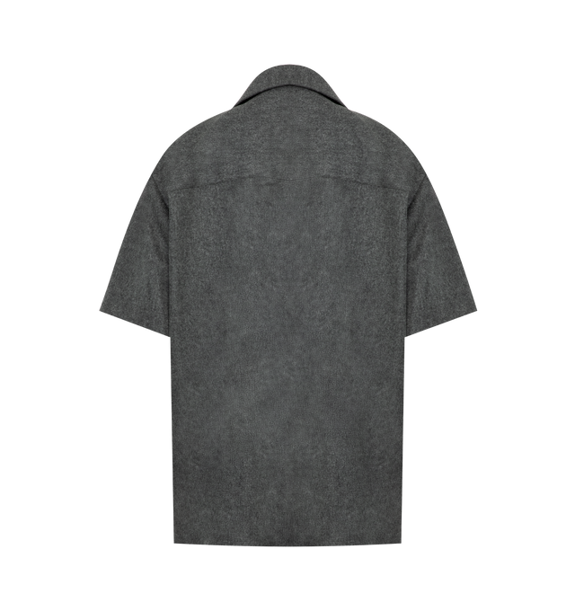 Image 2 of 2 - GREY - KHAITE Riordan Top featuring cuban-collar, relaxed fit, lightweight and luxurious Italian wool-cashmere, chest pocket, back yoke, and tortoiseshell buttons. 100% wool.