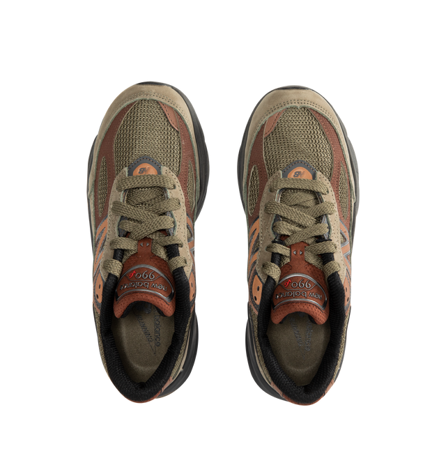 Image 5 of 5 - GREEN - NEW BALANCE Made in USA 990v6 Sneaker featuring FuelCell foam, ENCAP midsole cushioning, reflective accents, TPU back tab, mesh upper and suede and synthetic overlays.