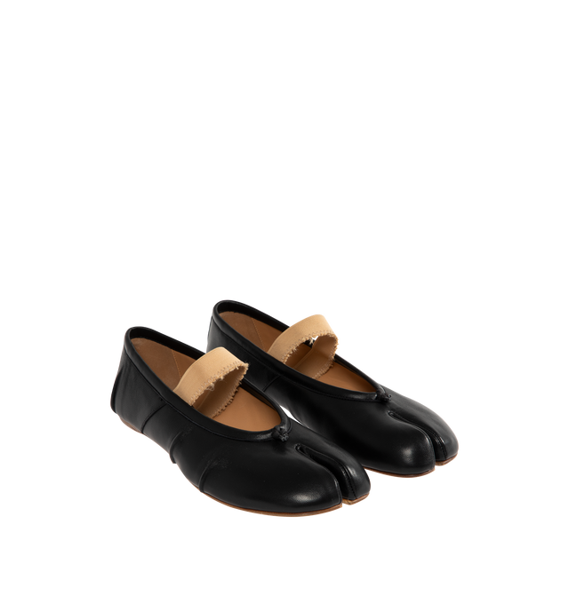 Image 2 of 4 - BLACK - Maison Margiela Tabi Ballerina Flat crafted in leather with handmade folds, the ballerinas featuring a distressed elastic band and the Tabi split-toe, inspired by the traditional 15th century Japanese sock bearing the same name. 100% lamb leather. Made in Italy.