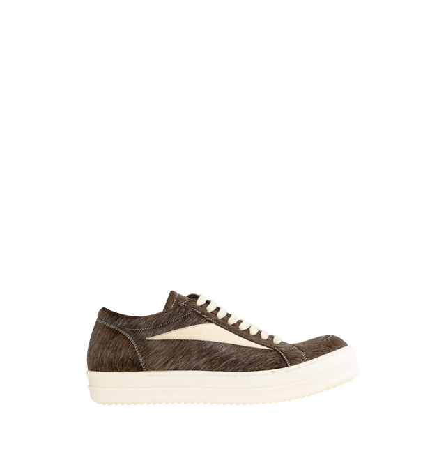 Image 1 of 5 - BROWN - RICK OWENS Vintage Sneaks featuring unshaved cow leather and full grain calf leather, under-ankle height, eight eyelets with laces, toe caps and shark-toothed bumper soles, triangular leather applique on the side foot, a padded ankle and contrast stitching. 100% cow real fur. Lining: 100% calf leather. Made in Italy.