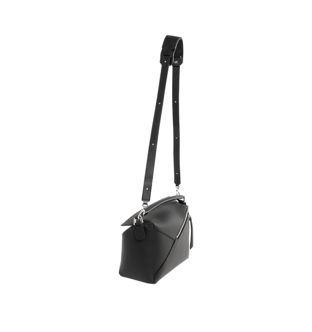 Image 2 of 3 - BLACK - LOEWE Medium Puzzle Edge Bag featuring distinctive geometric lines, cuboid form, shoulder, crossbody or hand carry, detachable and adjustable strap, zip closure with calfskin pull, one external zip rear pocket, two internal slip pockets, herringbone cotton canvas lining and embossed Anagram. Classic calf. Made in Spain.