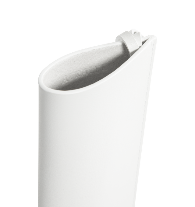 Image 3 of 3 - WHITE - AURALEE Leather Sunglasses Case featuring premium box calf leather, the interior is lined with Torays Ultrasuede and leather strap. 2.9cm x 6.4cm. Calf leather. Made in Japan.