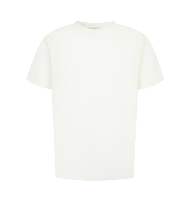 Image 1 of 2 - WHITE - Merz b. Schwanen Men's The Originals Loopwheeled Relaxed Fit Midweight T-Shirt is crafted from organic cotton and features a relaxed silhouette designed for everyday comfort throughout the seasons. Made in Germany on traditional loopwheel machines, it is detailed with a crew neckline, seamless tubular construction, underarm triangle inserts, and a durable two-thread jersey knit that reflects the brand's commitment to timeless craftsmanship. Main Material: 100% Organic Cotton. Made in