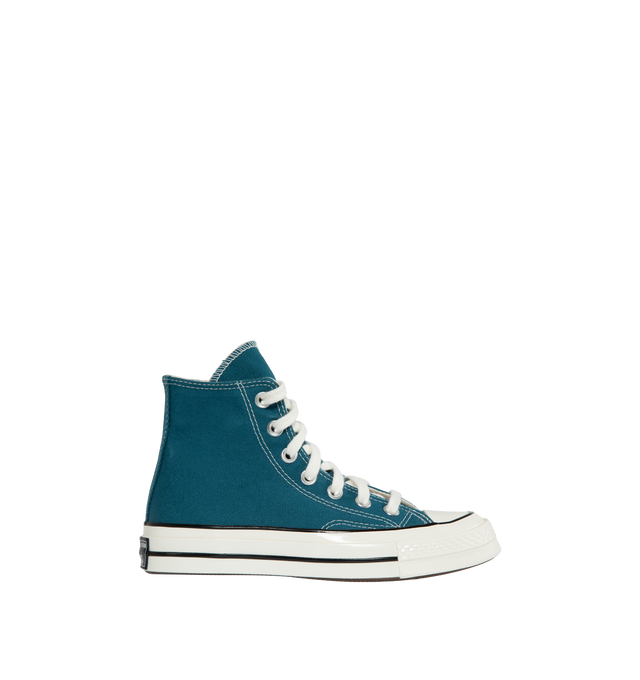 Image 1 of 5 - BLUE - CONVERSE Chuck 70 Vintage Canvas featuring durable canvas upper, OrthoLite cushioning, egret midsole, ornate stitching, rubber sidewall, iconic Chuck Taylor ankle patch and vintage All Star license plate. 
