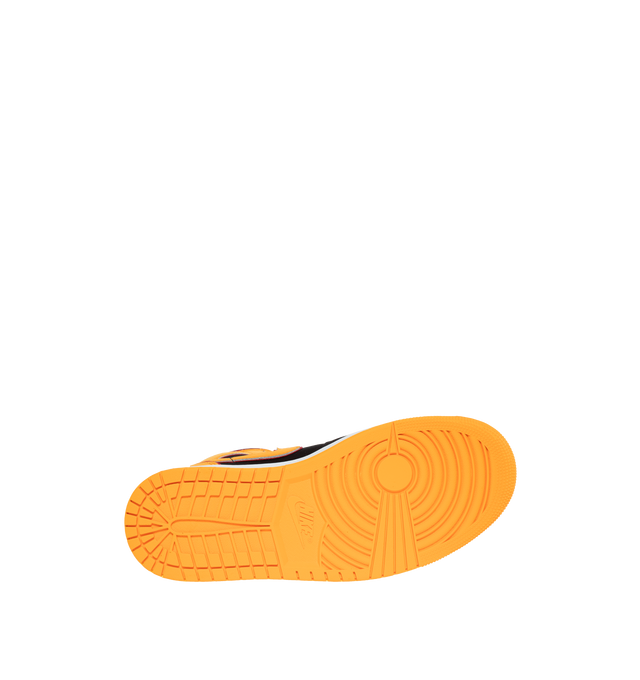 AIR JORDAN 1 MID SE (MENS)