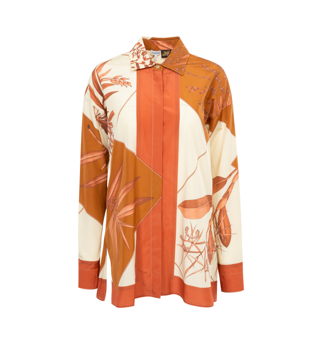 Image 1 of 2 - ORANGE - Loewe Paula's Ibiza Shirt crafted in lightweight cotton silk habotai in a relaxed fit, regular length with placed tropical flower print with trompe loeil scarf details. Featuring a classic collar, long sleeves, buttoned cuffs, concealed button front fastening, and split sides with Anagram embroidery placed at the back and  LOEWE placed at the hem. Main material: Cotton/Silk. Made in: Portugal.Loewe Paula's Ibiza 2024 collection is inspired by the iconic Paula's boutique, synonymous w 