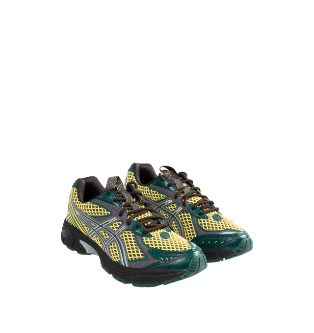 Image 2 of 5 - MULTI - ASICS UB7-S GT-2160 lace-up sportstyle sneaker draws inspiration from the themes of Interlaced Assemblages, Functional Utopias, and Mino Ceramics.?? Soft textures are combined with the idea of handcrafted elements found in iconic artwork. By creating matte and washed colour appearances, the design team was able to enhance the heritage running shoe's archival shape and construction, contrasted with grid-like patterns and bold opaque colours.