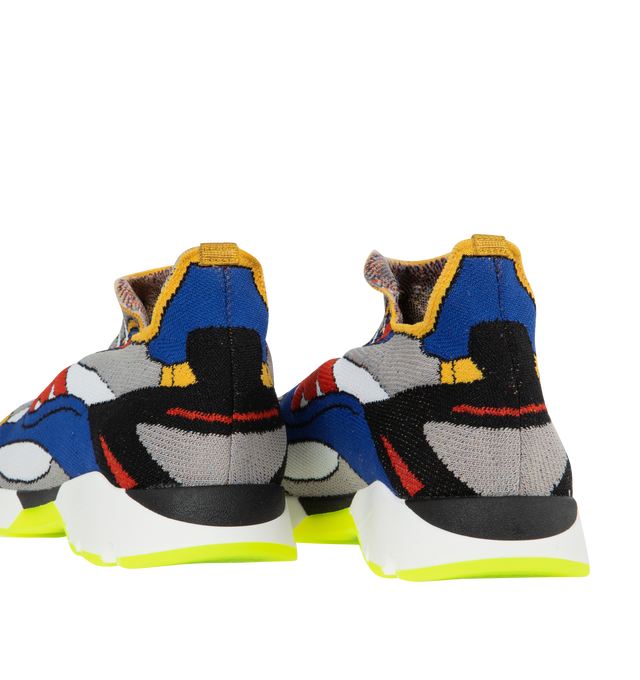 SLIP ON SNEAKERS (MENS)
