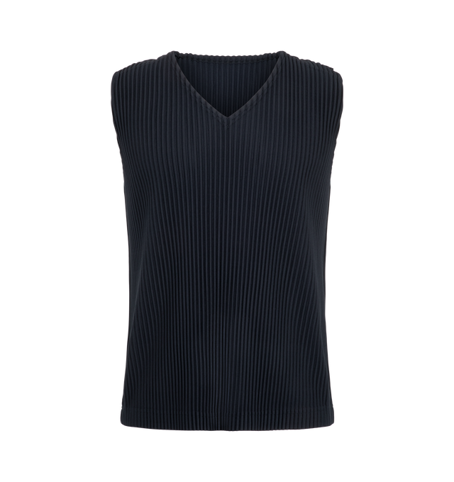 Image 1 of 2 - NAVY - Issey Miyake Vest is characterized by its ease of drying, which is unique to polyester material, and its portability and light comfort.100% Polyester. Made in Japan
