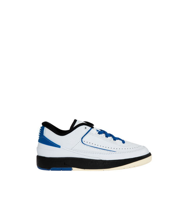 AIR JORDAN 2 RETRO LOW (WOMENS)