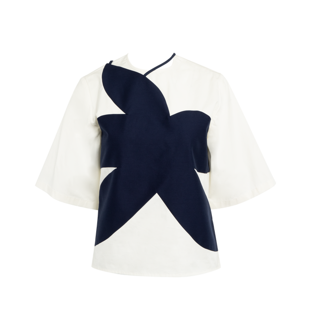 FLOWER STAMP TOP ON TEE