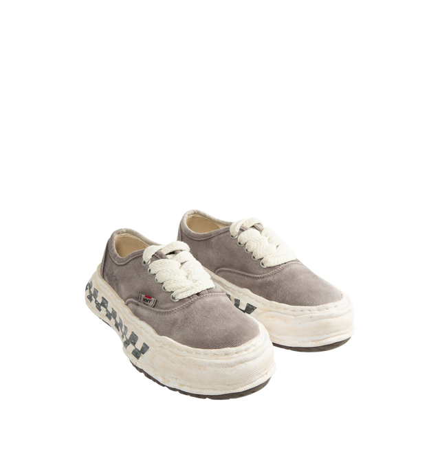 Image 2 of 5 - GREY - Maison Mihara Yasuhiro Men's Baker26 Graffiti Sole Low-Top Sneakers feature the brand's signature OG sole with graphic details, a graffiti-printed canvas upper, and a bold low-top silhouette for a contemporary statement look. Main Material: 100% Cotton Upper. Sole: Rubber.