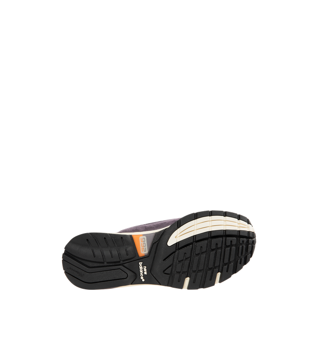 Image 4 of 5 - GREY - NEW BALANCE Made in USA 992 Core Sneaker featuring ABZORB cushioning at heel and forefoot, combination ENCAP and C-CAP midsole, reflective accents, NDurance rubber outsole, suede overlays and mesh upper.