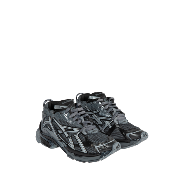 RUNNER SNEAKER