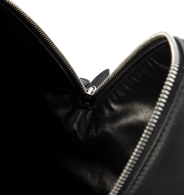 LE COEUR SHOULDER BAG