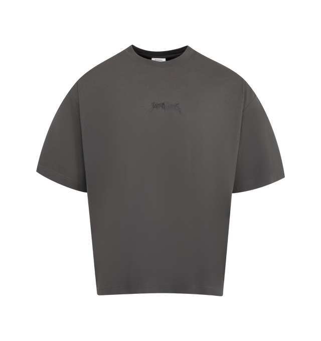 Image 1 of 2 - GREY - VETEMENTS Metal Logo Regular T-shirt featuring cotton jersey, rib-knit crewneck, logo printed at chest and logo embroidered at back collar. 100% cotton. Made in Portugal.