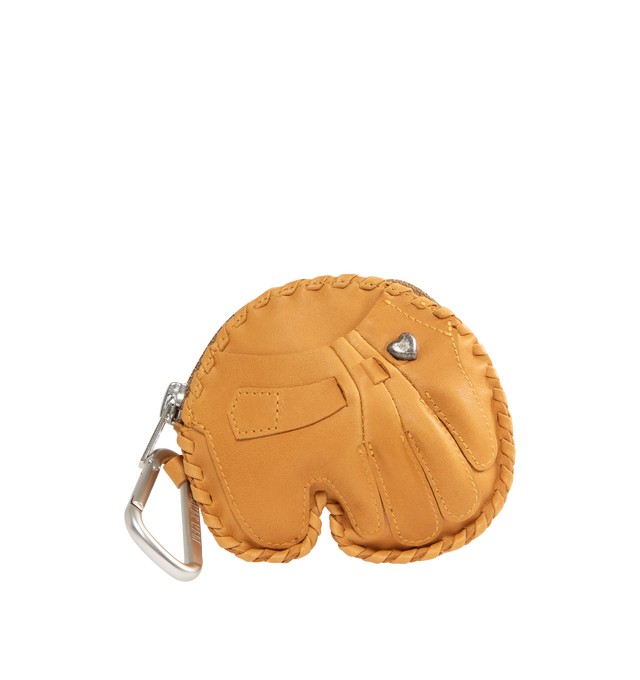 Image 1 of 2 - BROWN - HUMAN MADE Glove Coin Case featuring the shape of a baseball mitt, a logo design stamped on to it and includes a carabiner. Cow leather.