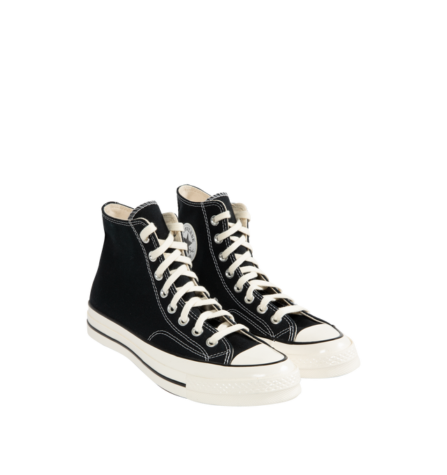 Image 2 of 5 - BLACK - CONVERSE Chuck 70 Vintage Canvas featuring durable canvas upper, OrthoLite cushioning, egret midsole, ornate stitching, rubber sidewall, iconic Chuck Taylor ankle patch and vintage All Star license plate.