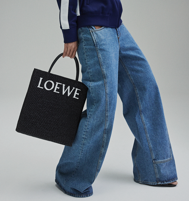 STANDARD A4 TOTE BAG