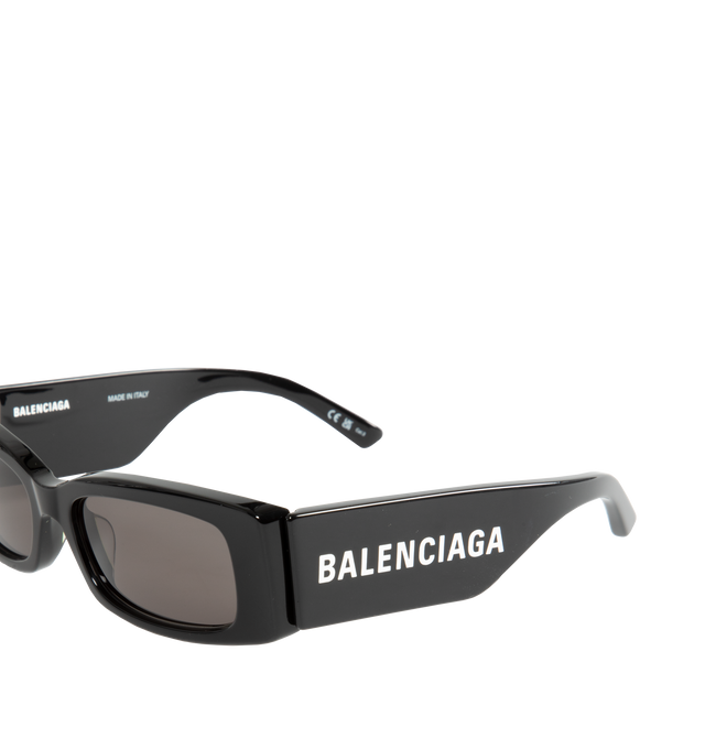 Image 3 of 3 - BLACK - BALENCIAGA Max Rectangle Sunglasses featuring Eastman Acetate Renew (40% bio-based, 27% recycled), rectangle shape, smart fit, Balenciaga logo on the left temple, lasered logo on the right lens. Lens material: CR 39. Lens category: 3. 100% UVA/UVB protection. Made in Italy.