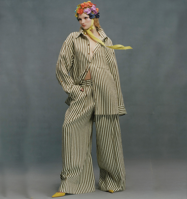 PLEATED WIDE LEG TROUSERS (WOMENS)