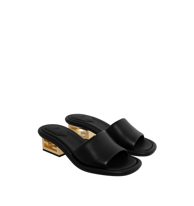 BAGUETTE SLIDES (WOMENS)