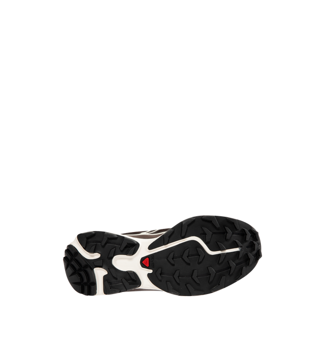Image 4 of 5 - BLACK - SALOMON XT-6 Sneaker featuring Mud Contagripsole, Agile Chassis System, single layer mesh upper, abrasion-resistant TPU material, textile lining, EndoFit, lace pocket, protective toecap, sensiFIT, molded OrthoLite sockliner and quickLACE. 