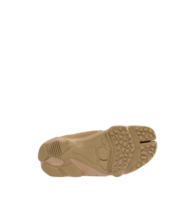 Image 4 of 5 - BROWN - NIKE Air Rift Sneaker featuring soft suede upper with hook-and-loop straps for easy adjusting, split-toe design and a plush foam midsole with Air cushioning in the heel. 