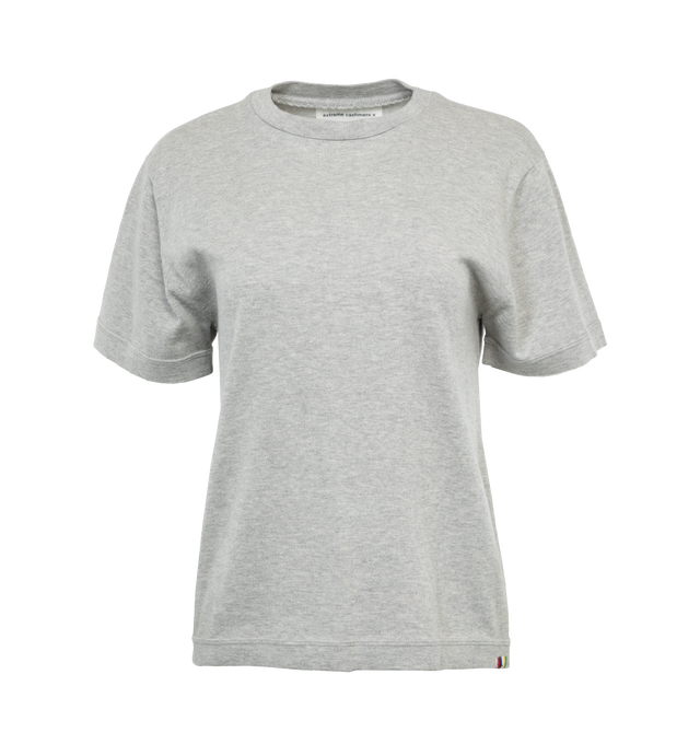 GREY - EXTREME CASHMERE Cuba Tee featuring short sleeves, crewneck and straight hem. 70% cotton, 30% cashmere.