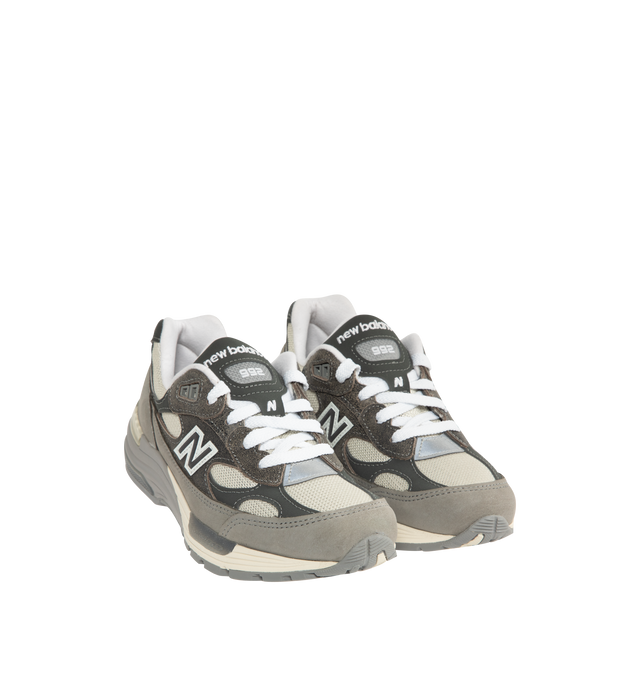 Image 2 of 5 - GREY - NEW BALANCE Made in US 991v2 Sneaker featuring FuelCell foam, ENCAP midsole cushioning, semi-translucent ABZORB SBS pods, N logo with debossed line details, reflective details, embroidered v2 tongue branding, mesh upper and pigsuede and synthetic overlays. 