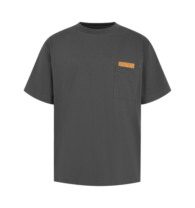 Image 1 of 2 - GREY - Bottega Veneta Pima Cotton Jersey T-Shirt featuring patch pocket with intrecciato leather detail, short sleeves and crew neck. 100% cotton. Made in Italy.  