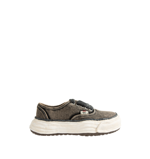 Image 1 of 5 - BLACK - Maison Mihara Yasuhiro Baker 26 Bleached Canvas Low-Top Sneakers are crafted from a bleached cotton and feature the brand's signature sculpted OG sole, originally molded in clay by the designer. Main Material: Upper: 100% Cotton Canvas. Sole: Rubber. 