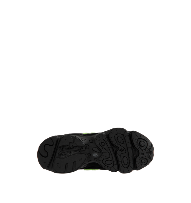Image 4 of 5 - GREEN - NEW BALANCE 1000D Sneaker featuring polyurethane and ABZORB midsole, with ABZORB cushioning at heel and forefoot, stability Web outsole technology, sculpted midsole details, embroidered details, reflective accents, rubberized N logo with transparent outline and external lacing structure with nylon eyelet. 